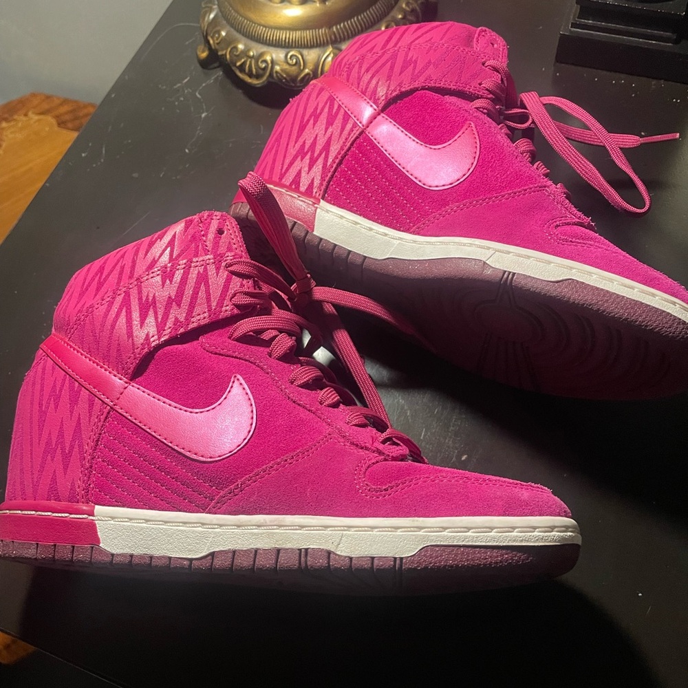 Nike high hidden wedge sneakers Sz 8